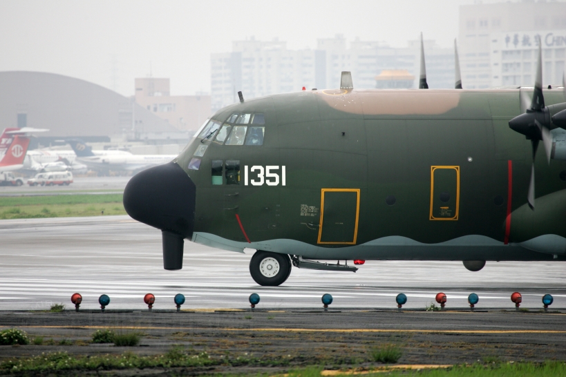 中華民國空軍C-130HE電子干擾機