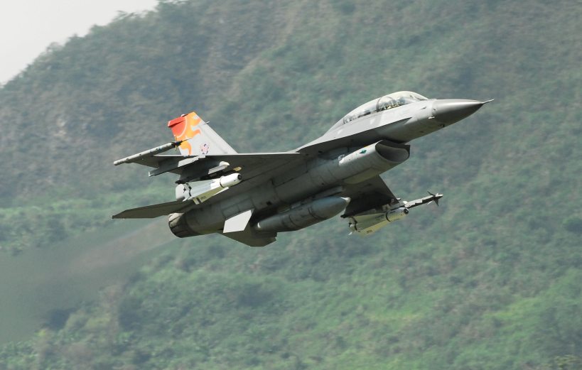 中華民國空軍F-16B戰機